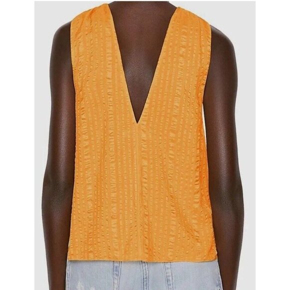 🌟NWT🌟Frame Womens Large Orange Crinkled Silk Pullover Halter Tank Top Blouse - Picture 2 of 9
